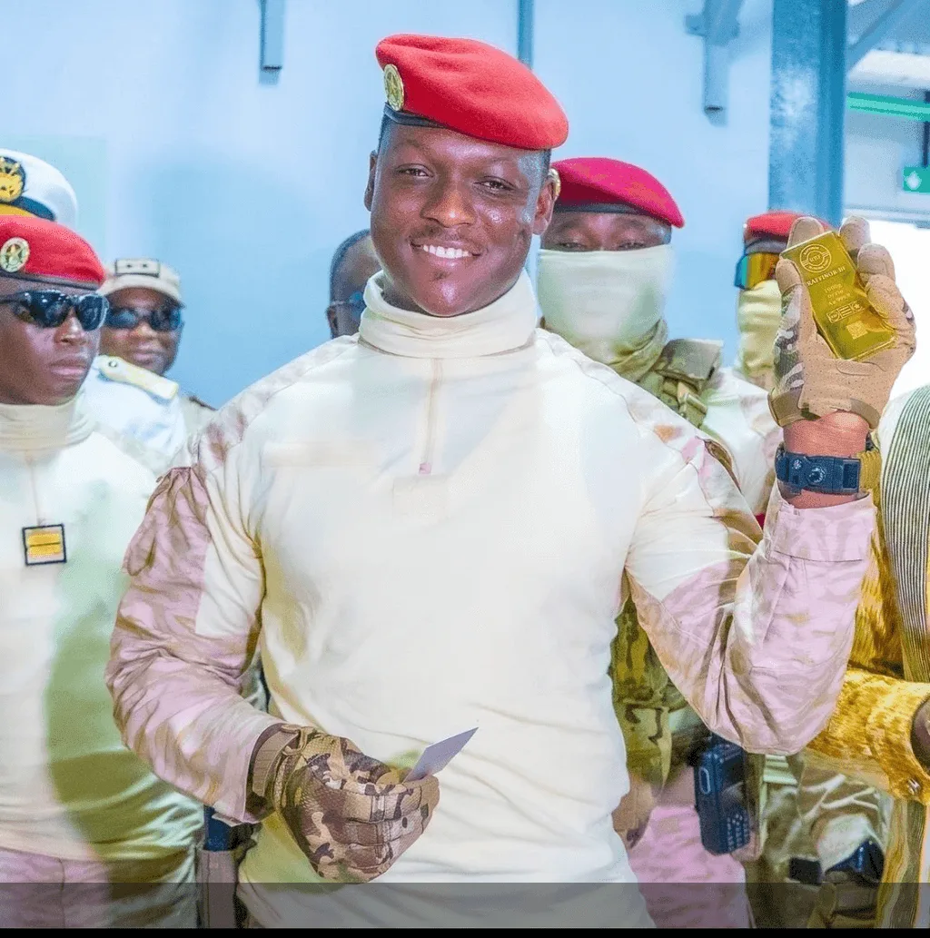 Burkina Faso’s President Ibrahim Traoré opens the country’s first gold refinery to keep more mining  — image 1
